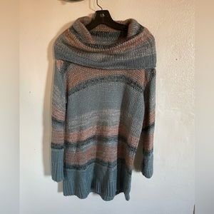 Women’s cowl neck sweater from Maurice’s XL